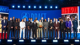 DOTA2 Ti14肉山争夺成胜负关键：不朽之守护与经济领先如何通过视野控制决定战局