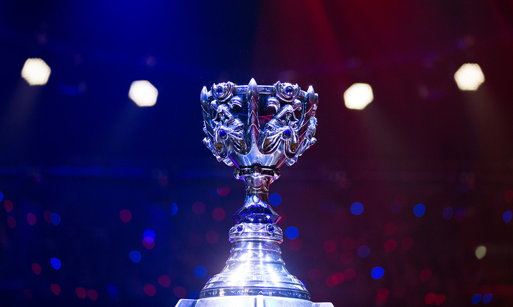 JDG Knight阿狸魅惑关键团战，精准操作主宰比赛-saba电竞